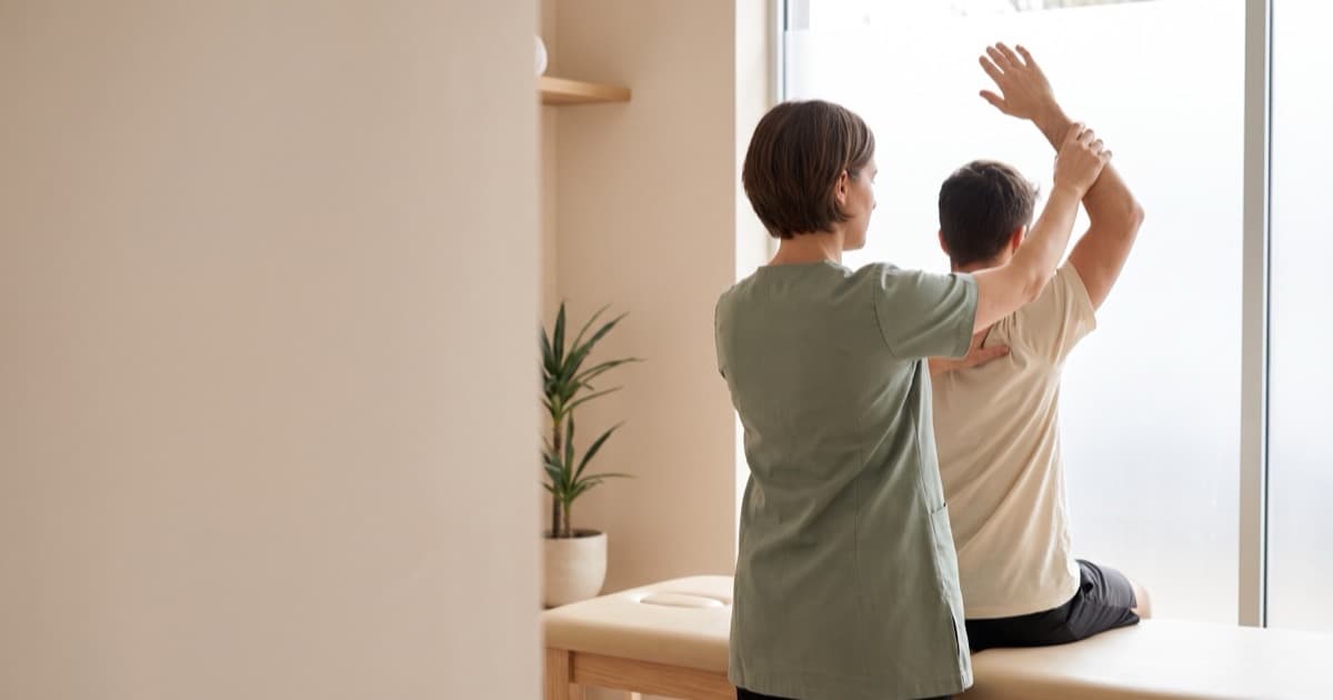 Frozen Shoulder: Diese Behandlung empfiehlt die aktuelle Leitlinie
